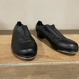 Adult tap shoes